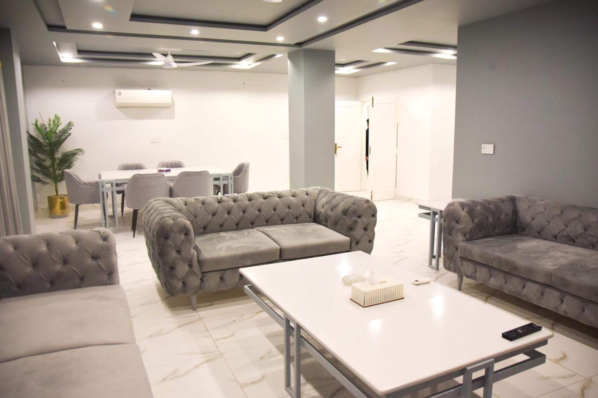 Luxe Suites Bahria Town Lahaur Zewnętrze zdjęcie