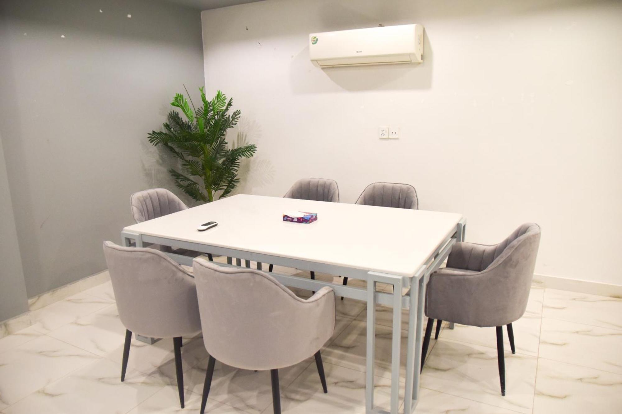 Luxe Suites Bahria Town Lahaur Zewnętrze zdjęcie