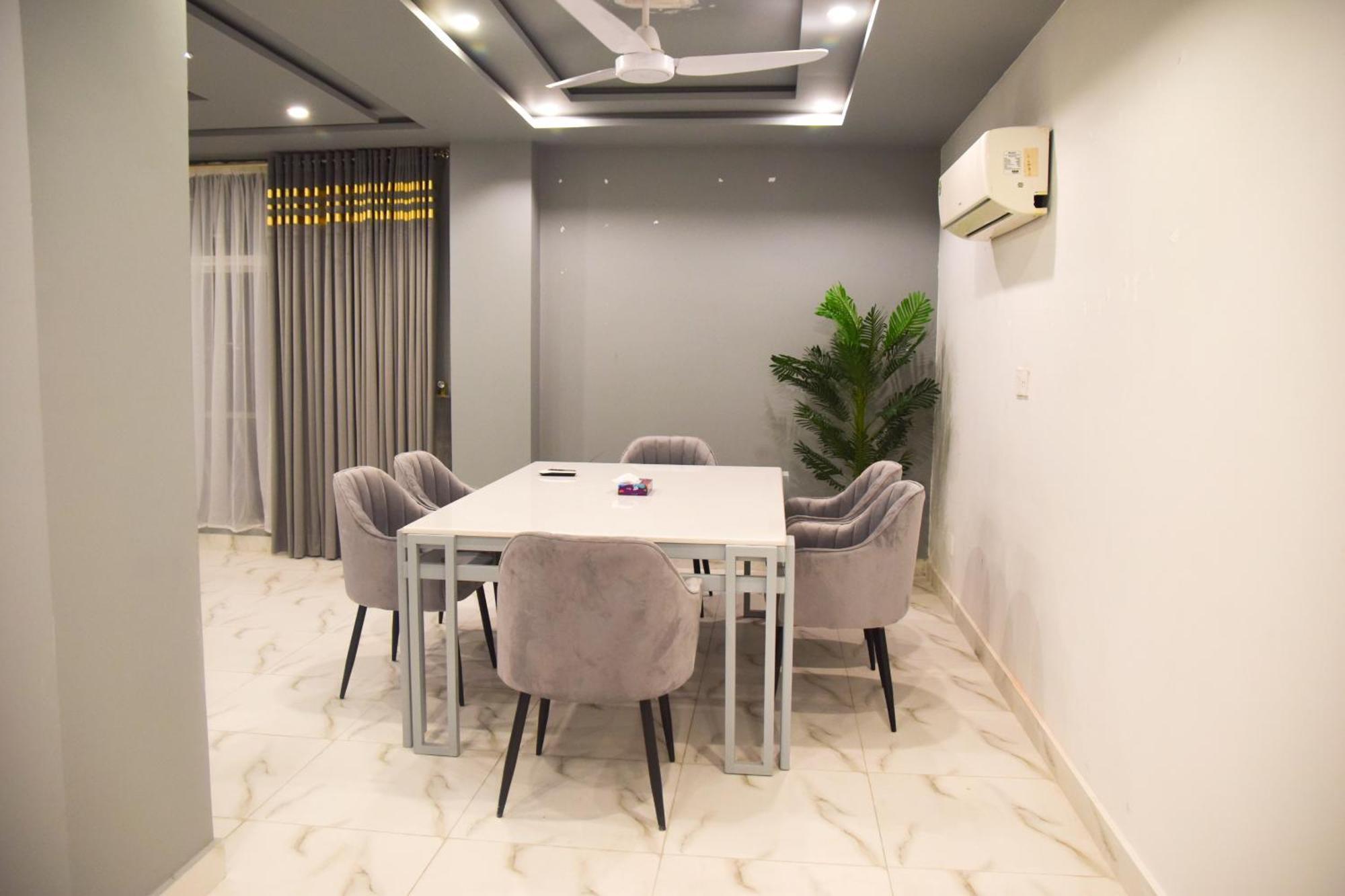 Luxe Suites Bahria Town Lahaur Zewnętrze zdjęcie